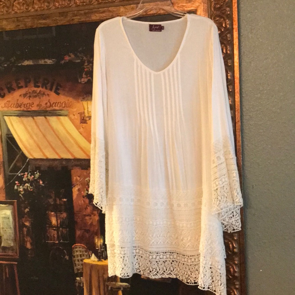 Avani del amour White Dress/long shirt